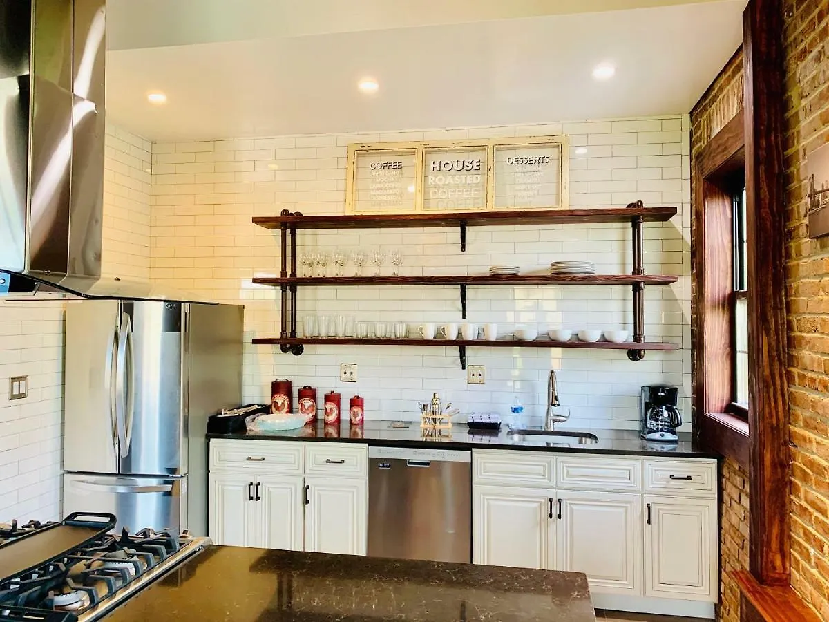 Apartamento Lavish Totally Renovated Loft Apartment! Nova Iorque